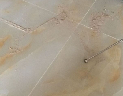 沾化瓷砖空鼓维修公司分享粘合剂选择不当在瓷砖铺贴过程中可能导致以下问题
